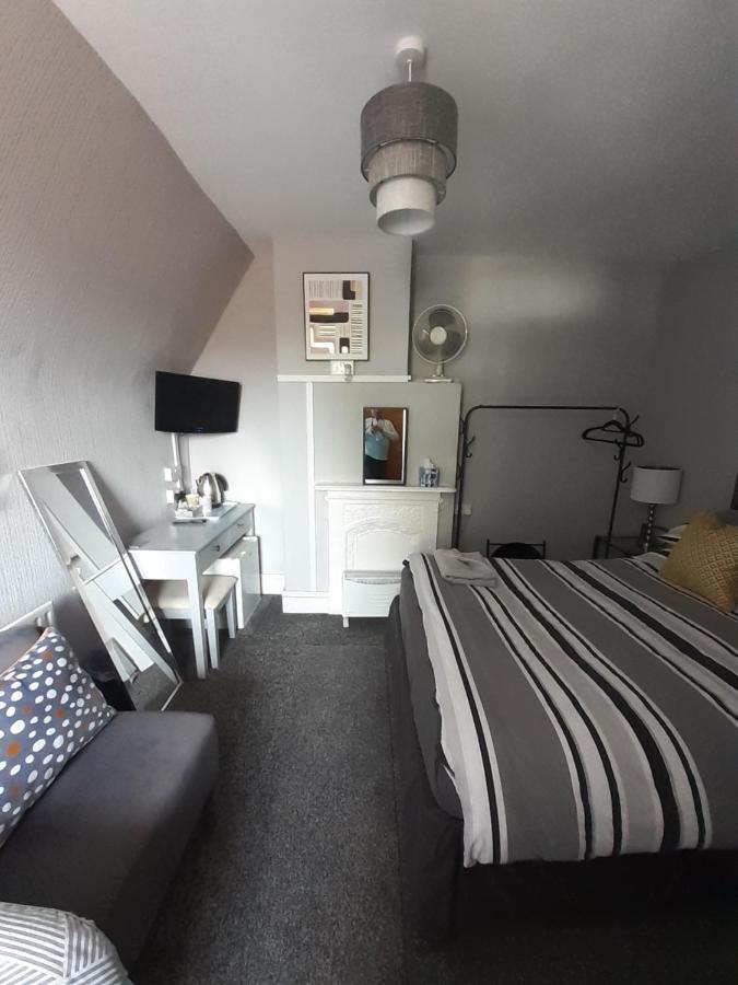 ريدينج Caversham Lodge المظهر الخارجي الصورة