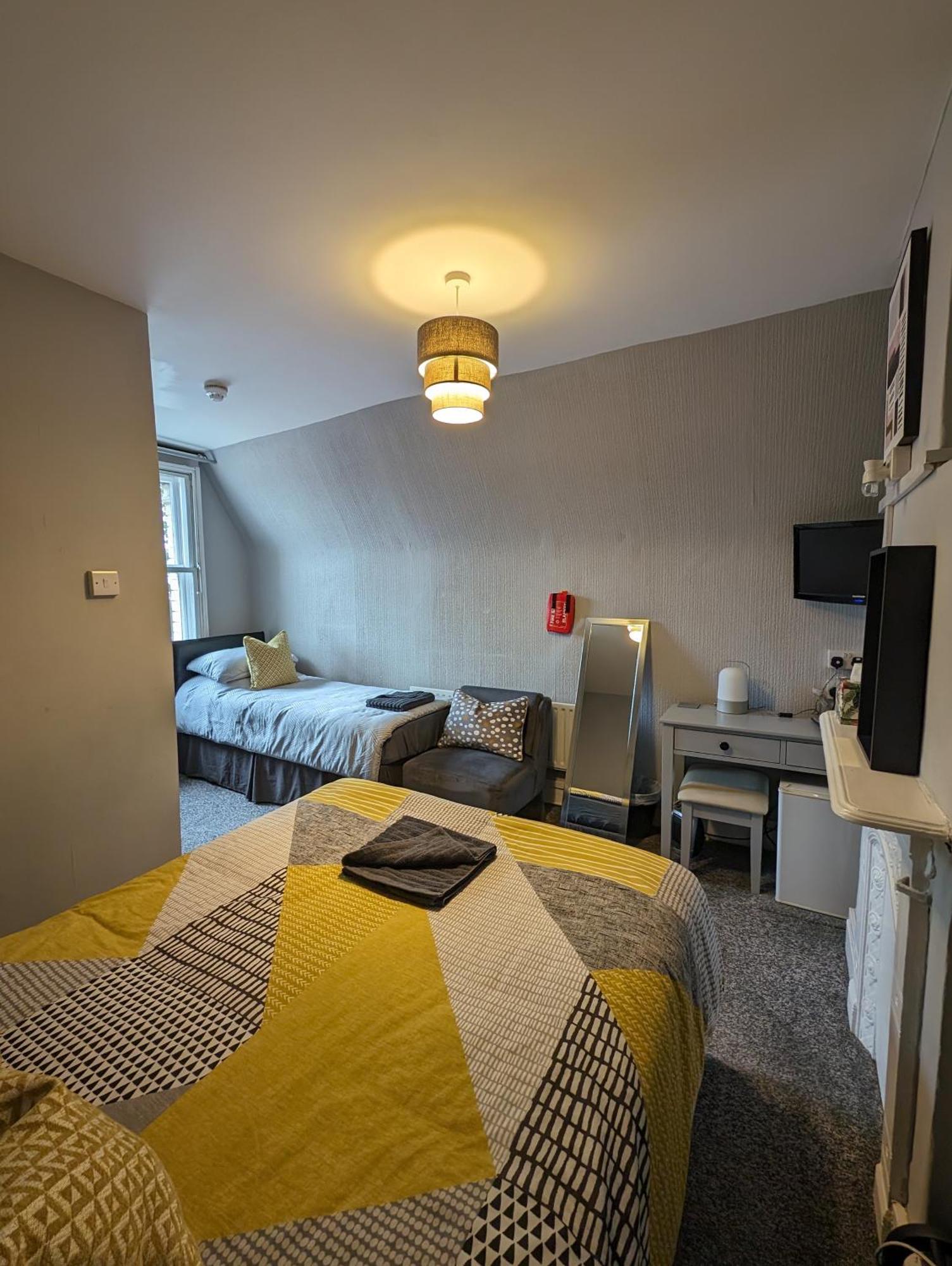 ريدينج Caversham Lodge المظهر الخارجي الصورة