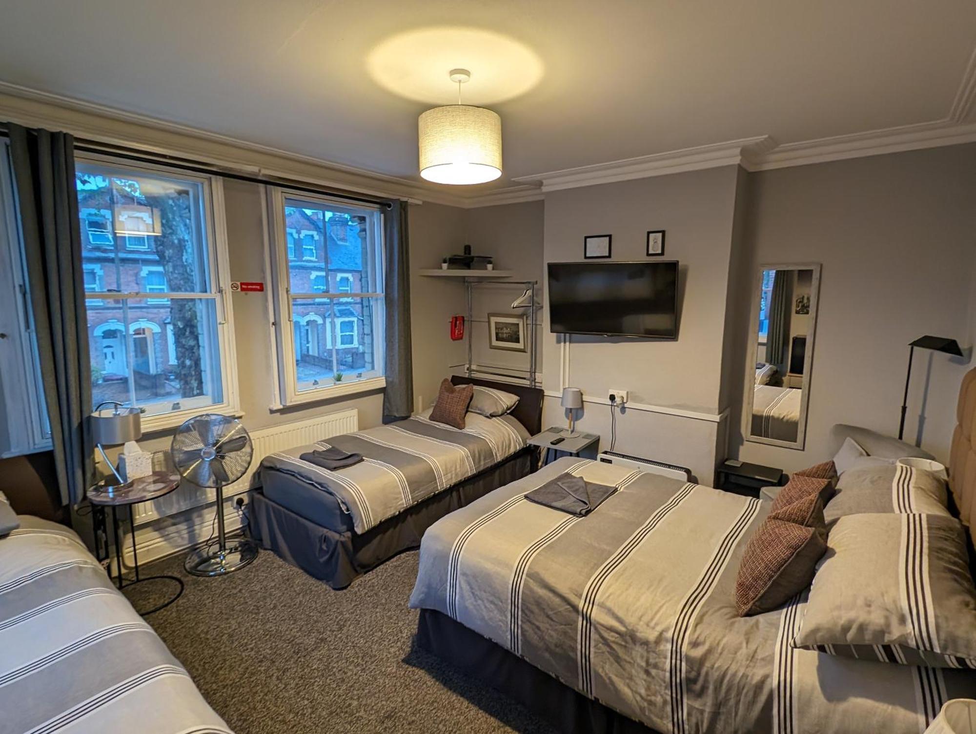 ريدينج Caversham Lodge المظهر الخارجي الصورة